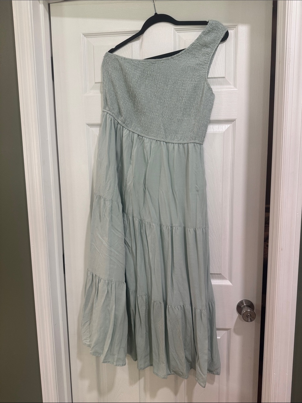 Zesica One-Shoulder Tiered Midi Dress - Pale Sage Green